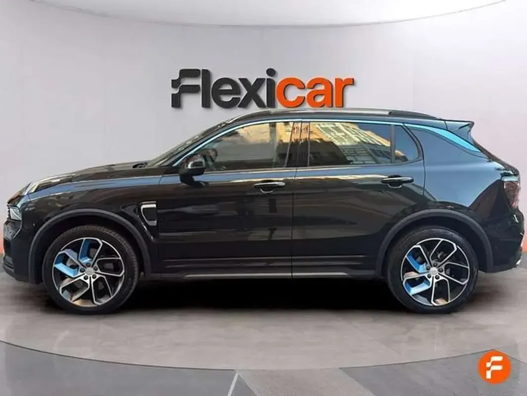 Usado Lynk & Co 01 261 CV (191 kW) 2023 Negro SUV