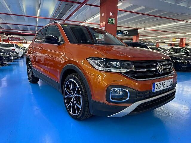 Usado VW T-Cross Sportline 116 CV (85 kW) 2020 Naranja SUV