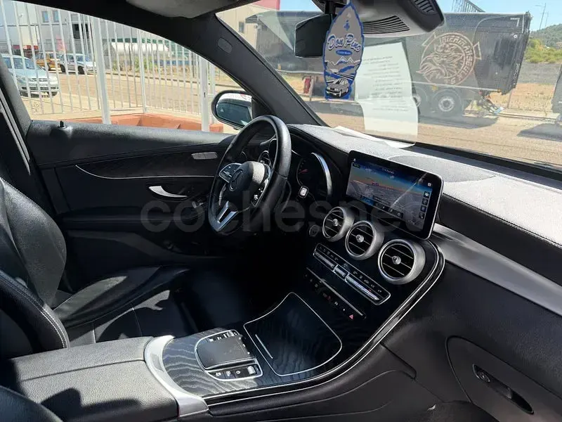 Usado Mercedes GLC300e 306 CV (225 kW) 2022 Negro SUV