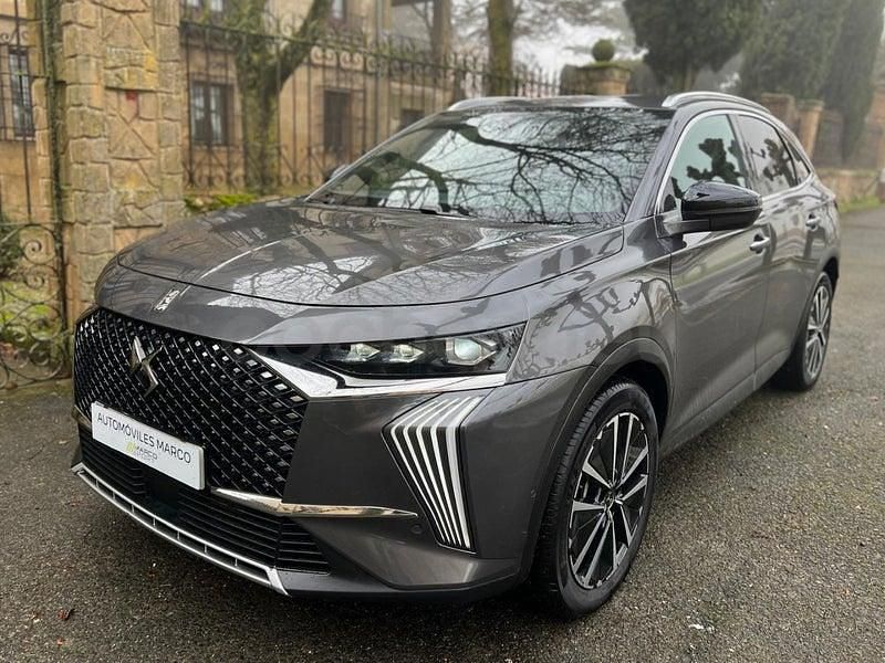 Usado DS Automobiles DS7 Crossback Rivoli 130 CV (95 kW) 2023 Gris / plata SUV