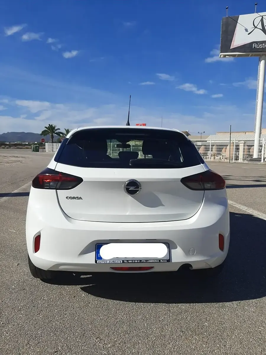 Usado Opel Corsa Edition 102 CV (75 kW) 2021 Blanco Utilitario