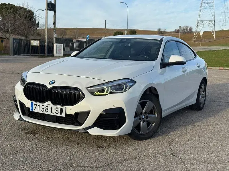 Usado BMW 216 Comfort Edition 116 CV (85 kW) 2021 Blanco Coupe