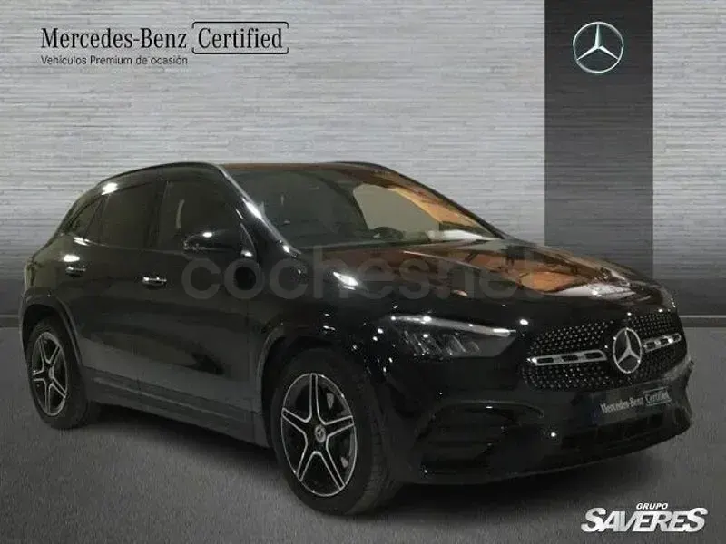 Usado Mercedes GLA200 150 CV (110 kW) 2025 Negro SUV