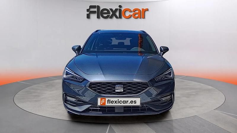 Usado Seat Leon FR 151 CV (111 kW) 2024 Gris Familiar