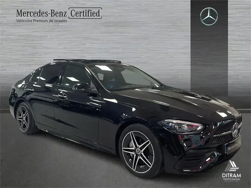 Usado Mercedes E300 313 CV (230 kW) 2024 Negro Berlina