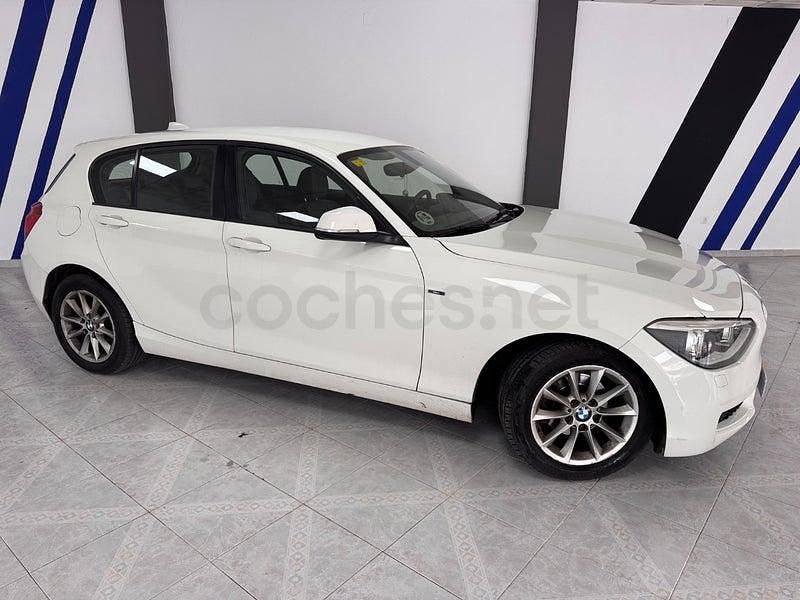 Usado BMW 116 116 CV (85 kW) 2011 Blanco Utilitario