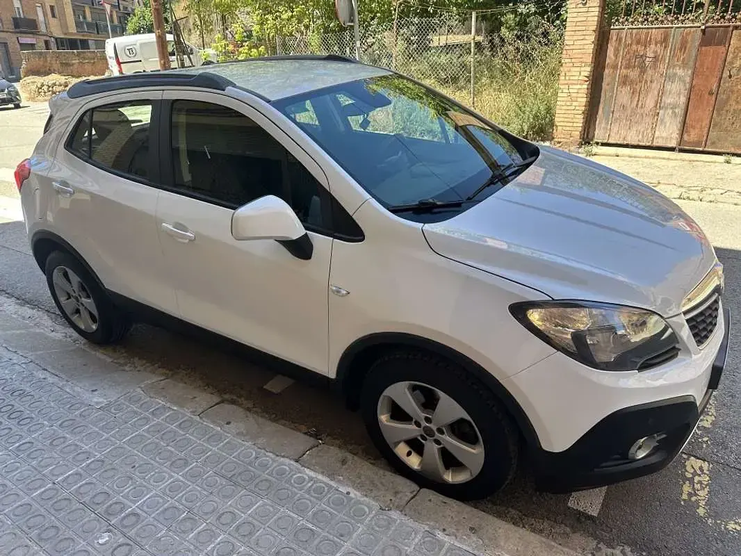 Usado Opel Mokka Business 131 CV (96 kW) 2015 Blanco SUV