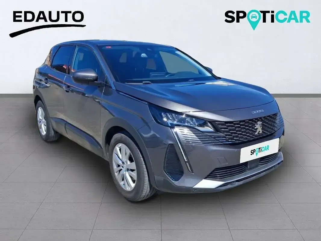 Usado Peugeot 3008 Access 131 CV (96 kW) 2020 Gris SUV