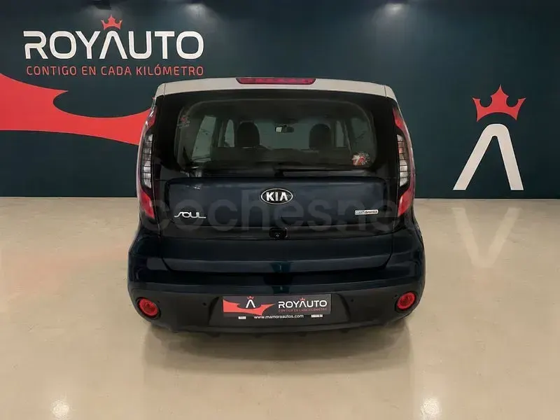 Usado Kia Soul 132 CV (97 kW) 2018 Azul SUV