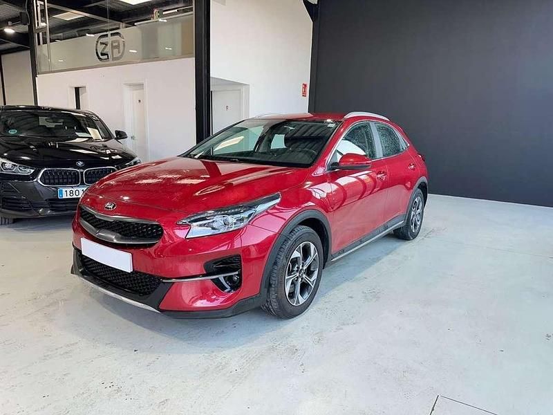 Usado Kia XCeed 120 CV (88 kW) 2021 Rojo SUV