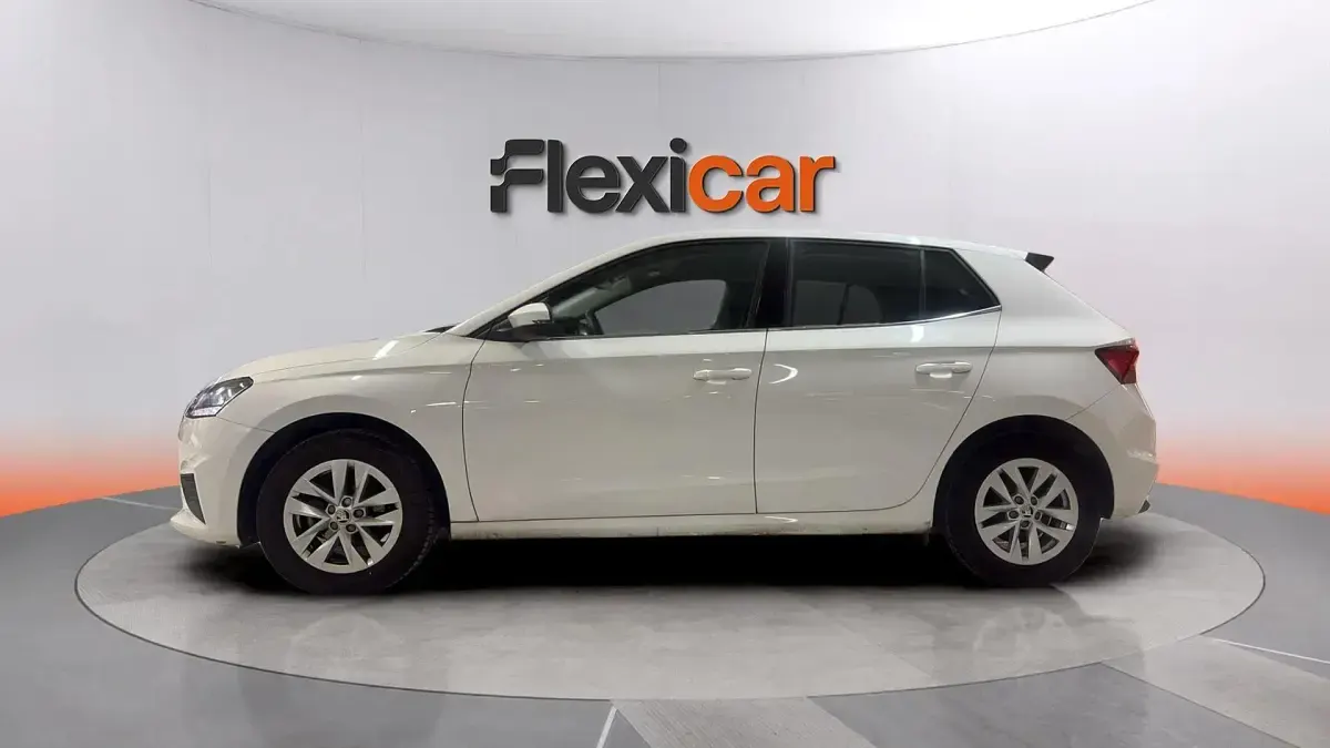 Occasion Skoda Fabia Ambition 80 PK (58 kW) 2022 Wit Hatchback