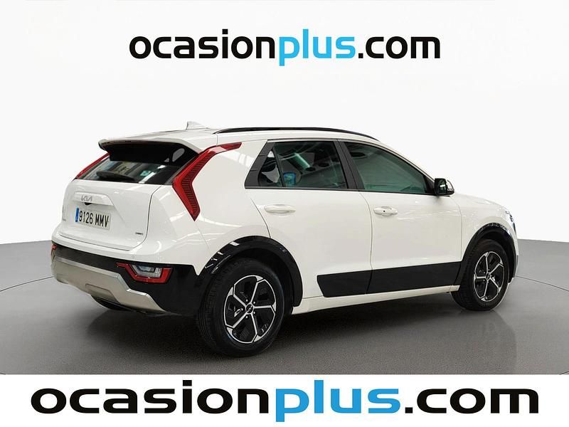Begagnad Kia Niro 141 HK (103 kW) 2024 Vit SUV