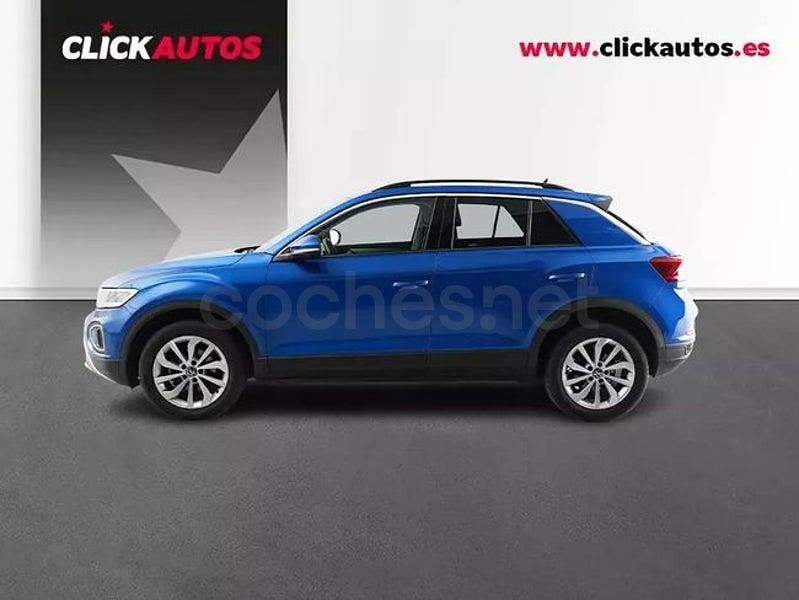 Usado VW T-Roc Life 110 CV (80 kW) 2024 Azul SUV