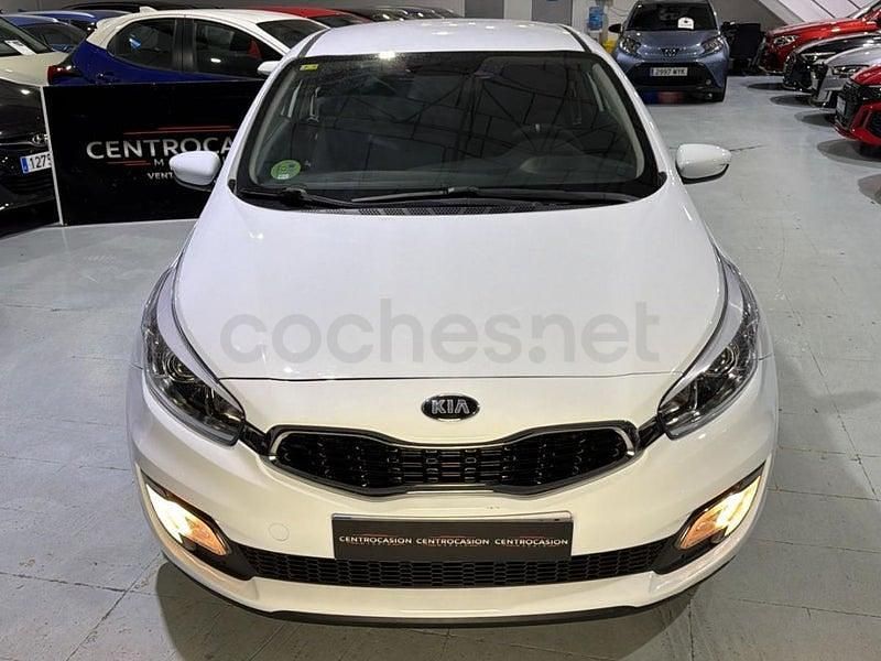 Usado Kia ProCeed 100 CV (73 kW) 2014 Blanco Utilitario