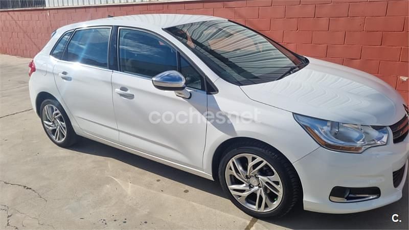 Blanco Usado 2013 Citroën C4 Berlina | 4800 € (Super precio) - Imagen 1/4