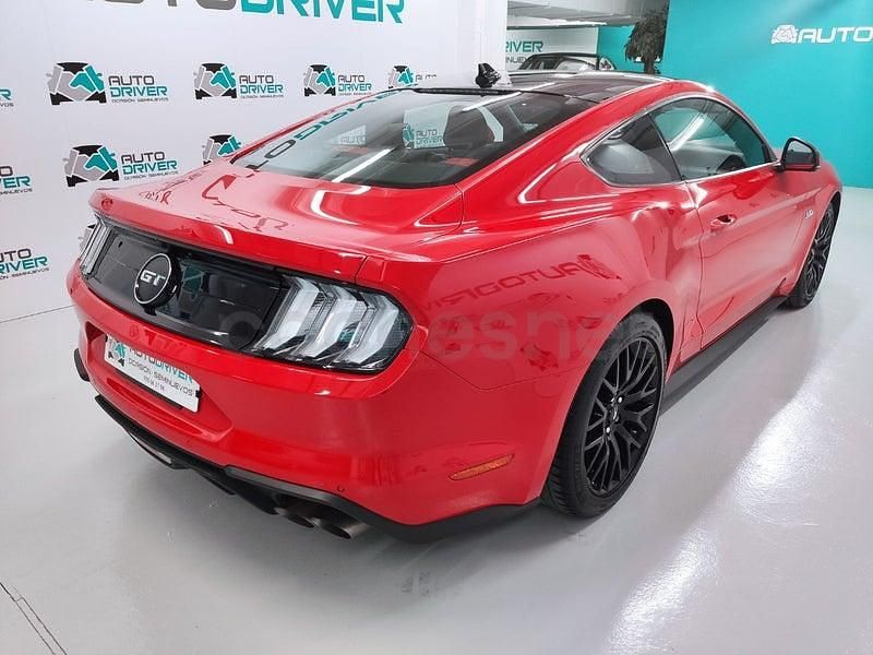 Usado Ford Mustang GT 450 CV (330 kW) 2021 Rojo Coupe