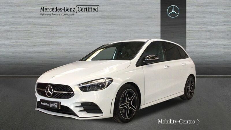 Blanco Usado 2023 Mercedes B180 Monovolumen | 39.900 € - Imagen 1/4