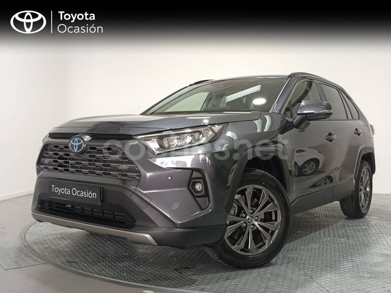 Gris / plata Usado 2024 Toyota RAV4 Hybrid Advance SUV | 39.990 € (Precio justo) - Imagen 1/4