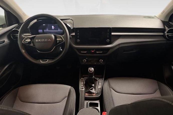Usado Skoda Fabia 115 CV (84 kW) 2024 Utilitario