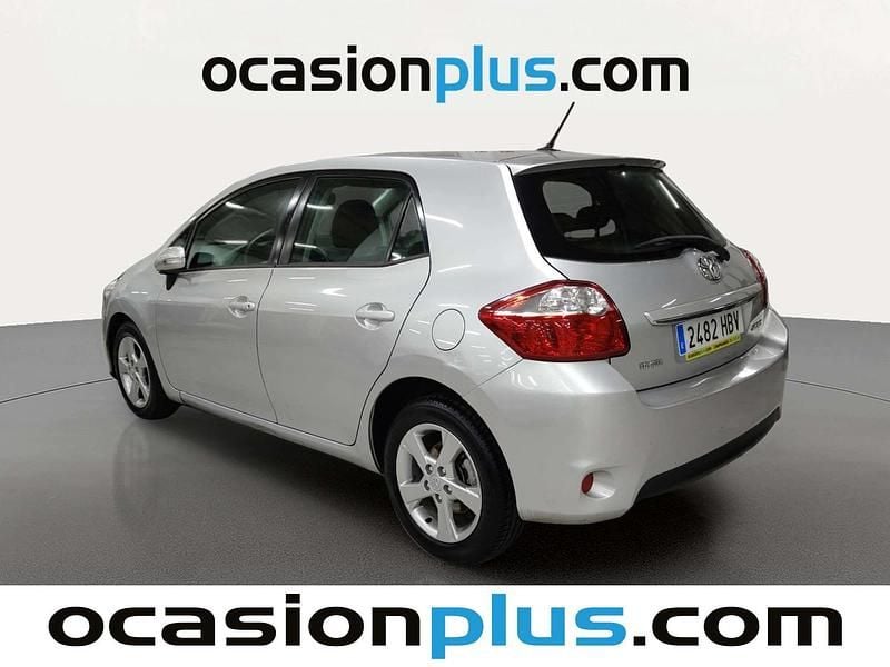 Usado Toyota Auris Active 90 CV (66 kW) 2011 Gris plata Utilitario