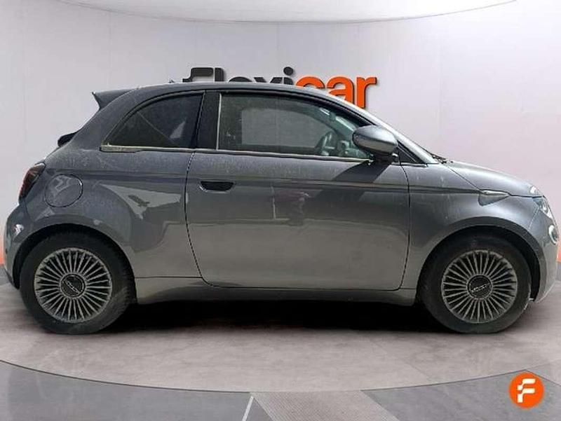 Usado Fiat 500e Icon 86 kW (118 CV) 2021 Gris Berlina