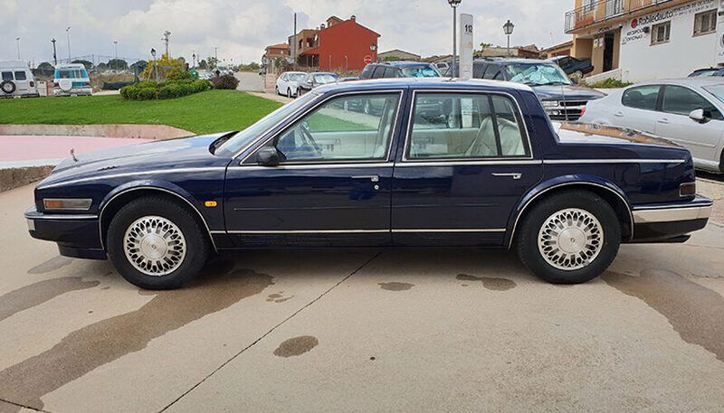 Usado Cadillac Seville 158 CV (116 kW) 1990 Azul Berlina
