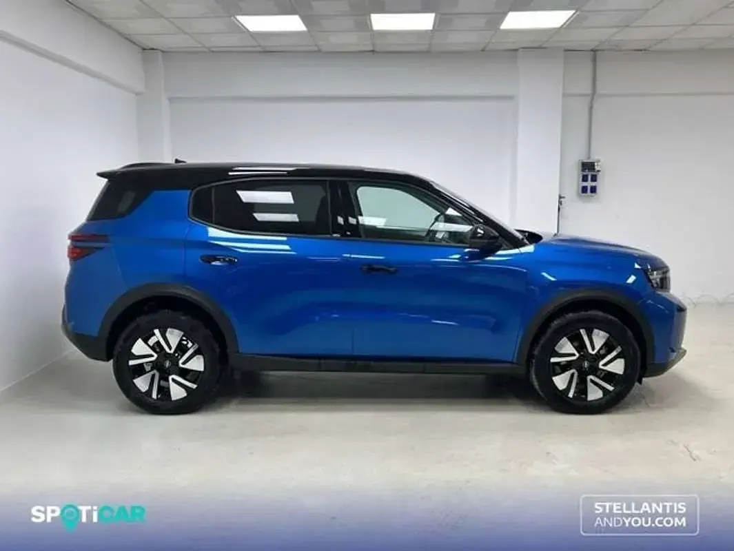 Usado Opel Frontera 83 kW (114 CV) 2025 Azul SUV