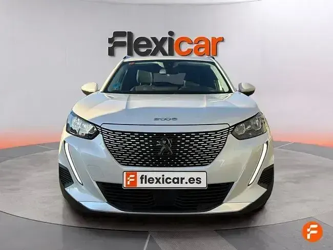 Usado Peugeot e-2008 Allure 100 kW (136 CV) 2020 Blanco SUV