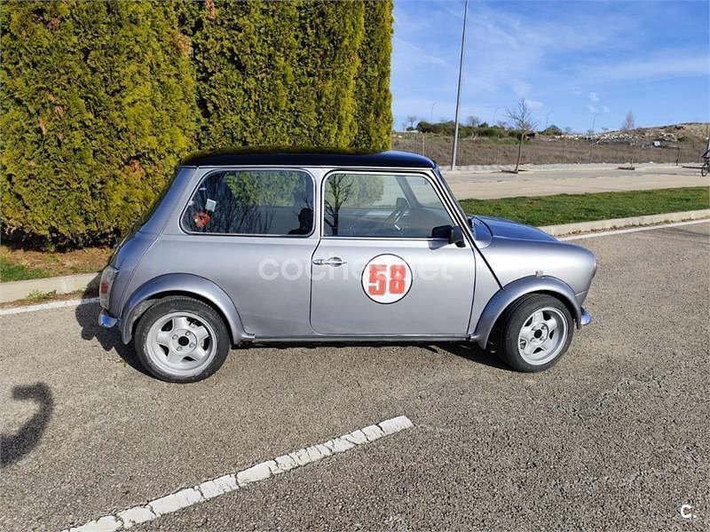 Usado Rover Mini 63 CV (46 kW) 1997 Gris / plata Berlina