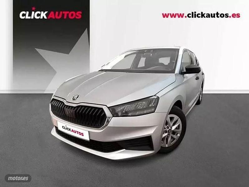 Plateado Usado 2025 Skoda Fabia Essence | 16.250 € (Precio justo) - Imagen 1/4