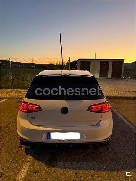 Usado VW Golf VII GTI 230 CV (169 kW) 2014 Blanco Berlina