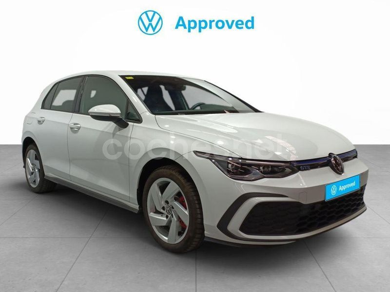 Blanco Usado 2021 VW Golf VIII GTE Berlina | 25.900 € (Precio justo) - Imagen 1/4