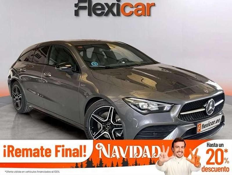 Gris Usado 2021 Mercedes CLA200 Shooting Brake Familiar | 25.290 € (Buen precio) - Imagen 1/4
