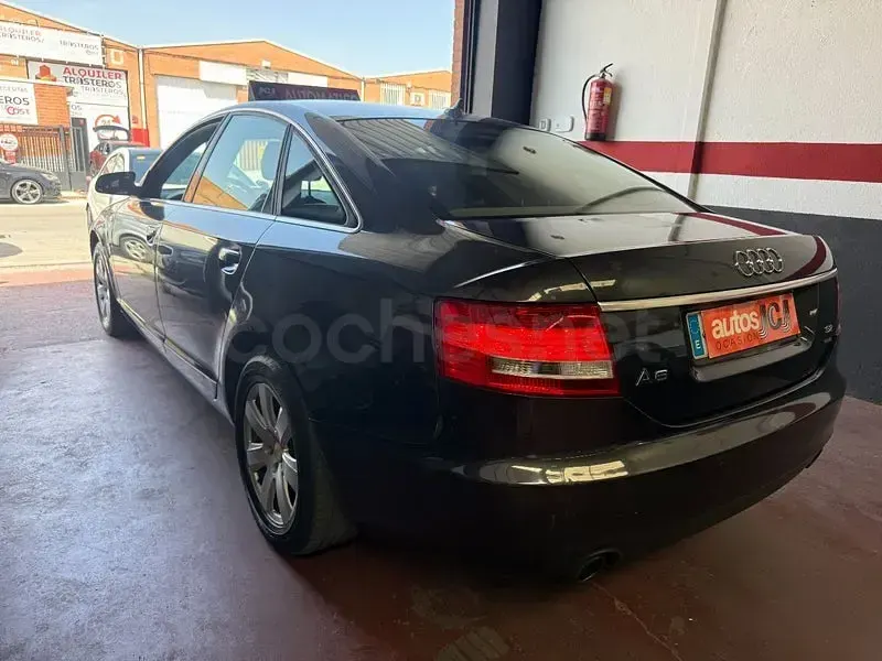 Usado Audi A6 255 CV (187 kW) 2005 Gris / plata Berlina