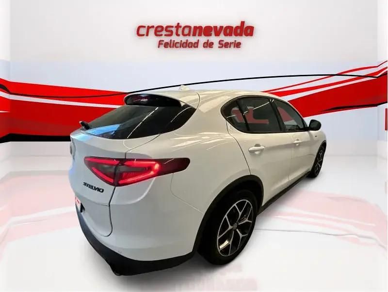 Usado Alfa Romeo Stelvio Sprint 190 CV (139 kW) 2021 SUV