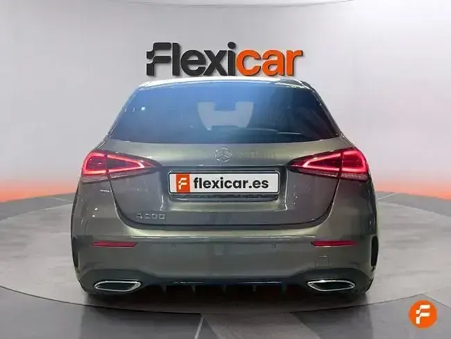 Usado Mercedes A200 156 CV (114 kW) 2018 Gris