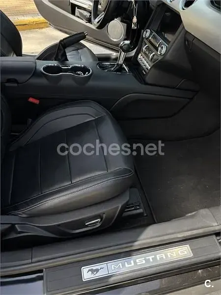 Usado Ford Mustang GT 418 CV (307 kW) 2017 Negro Coupe