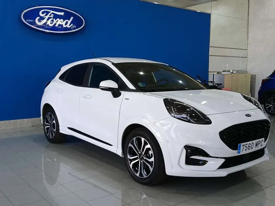 Usado Ford Puma ST-Line 125 CV (91 kW) 2024 Blanco SUV