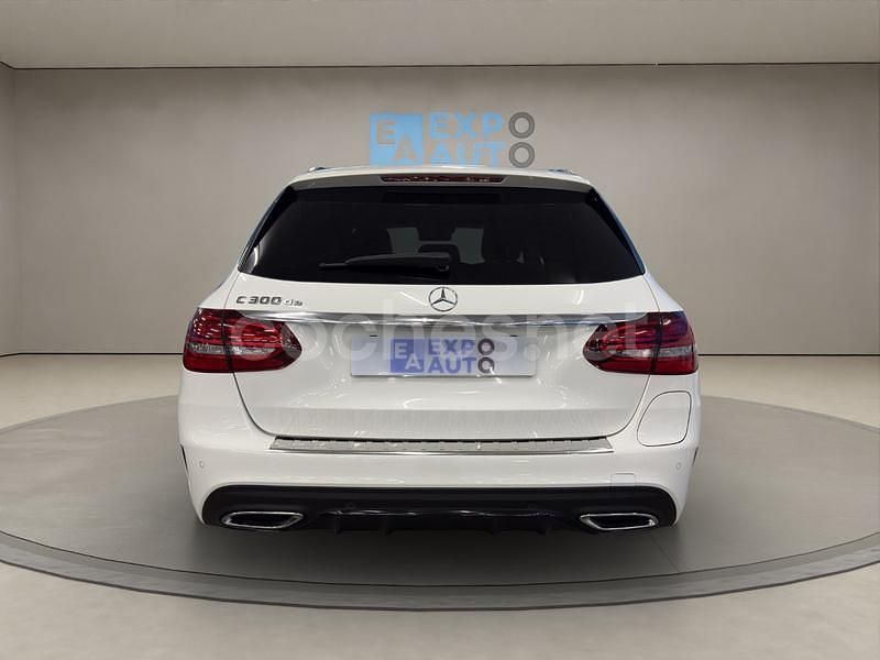 Usado Mercedes C300e 306 CV (225 kW) 2019 Blanco Familiar