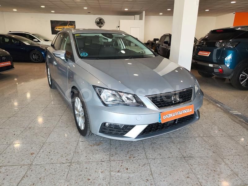 Gris / plata Usado 2020 Seat Leon Style Familiar | 16.499 € (Precio justo) - Imagen 1/4