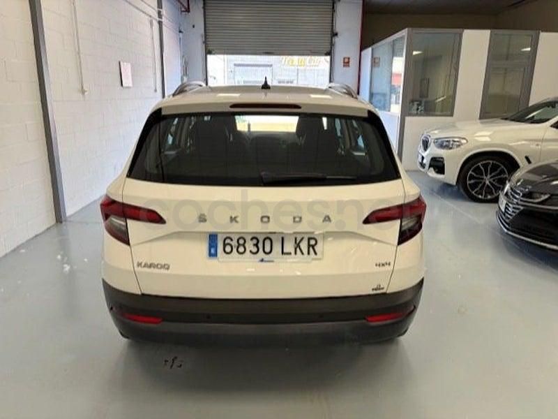 Usado Skoda Karoq Ambition 150 CV (110 kW) 2020 Blanco SUV