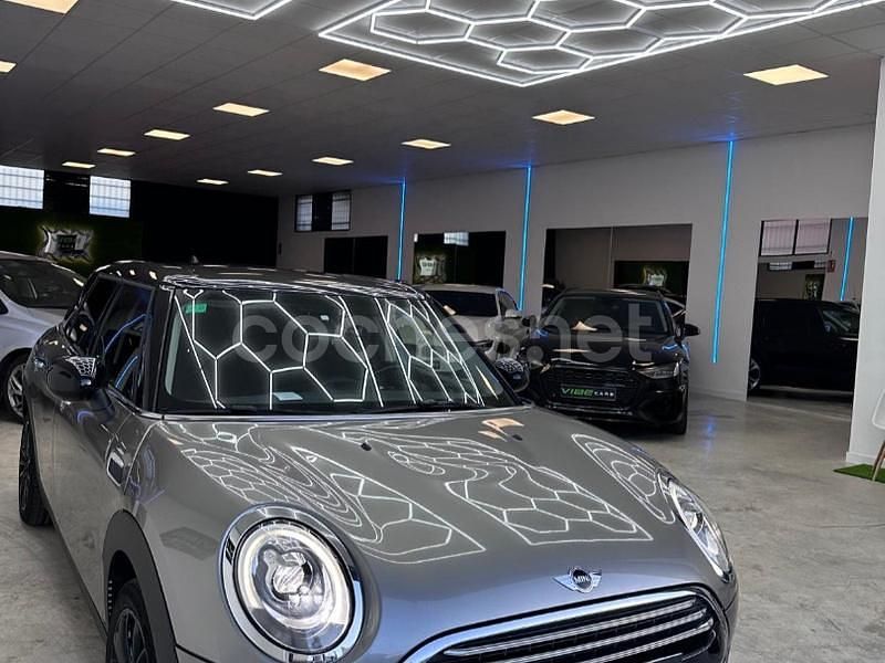 Gris / plata Usado 2017 Mini Cooper D Clubman Familiar | 16.495 € (Precio justo) - Imagen 1/4