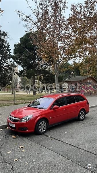 Rojo Usado 2008 Opel Vectra Elegance Familiar | 3600 € (Precio justo) - Imagen 1/4