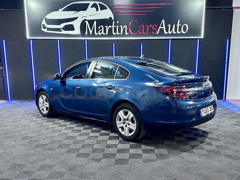 Usado Opel Insignia Selective 140 CV (102 kW) 2015 Azul Berlina
