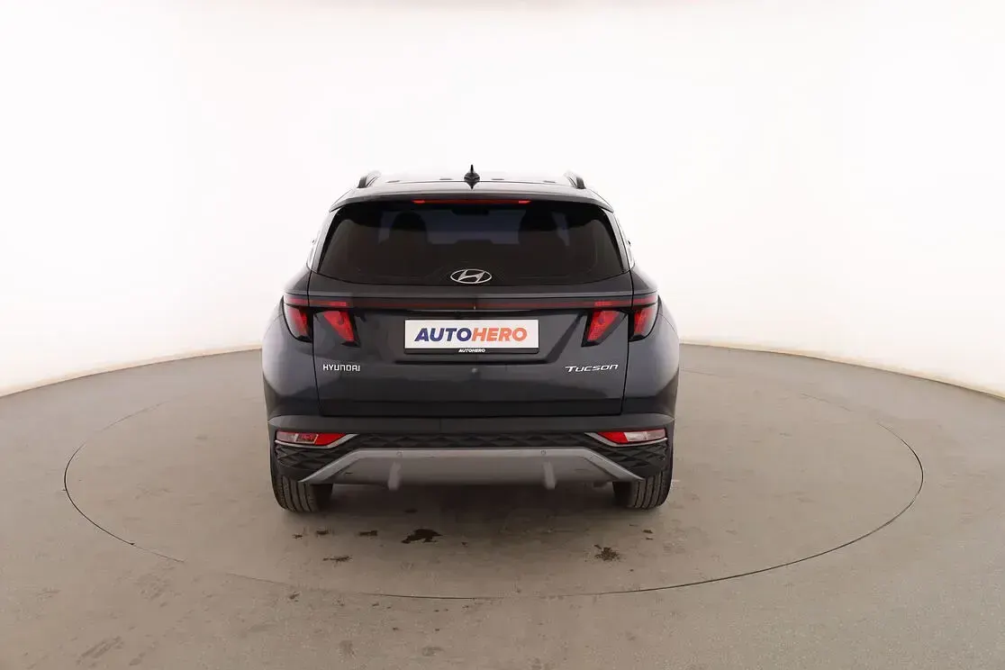 Usado Hyundai Tucson 150 CV (110 kW) 2022 Negro SUV