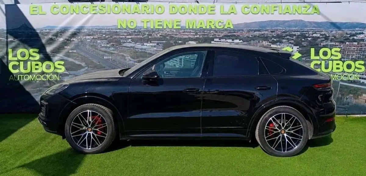 Usado Porsche Cayenne 340 CV (250 kW) 2020 Negro SUV