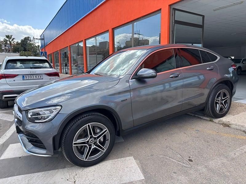 Usado Mercedes GLC300e 306 CV (225 kW) 2021 Gris / plata SUV
