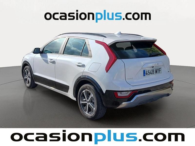 Usado Kia Niro 141 CV (103 kW) 2025 Blanco SUV