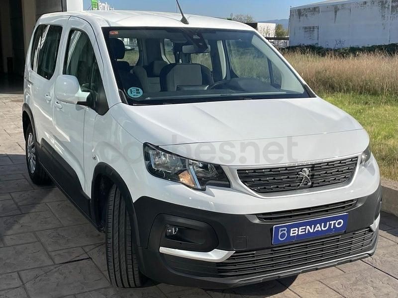 Usado Peugeot Rifter Active 100 CV (73 kW) 2021 Blanco Monovolumen