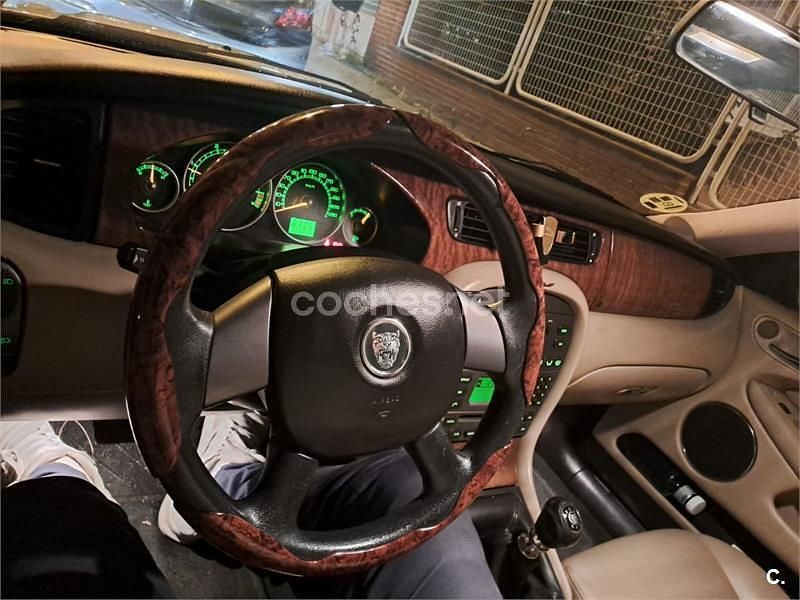 Usado Jaguar X-type Classic 130 CV (95 kW) 2006 Verde Berlina